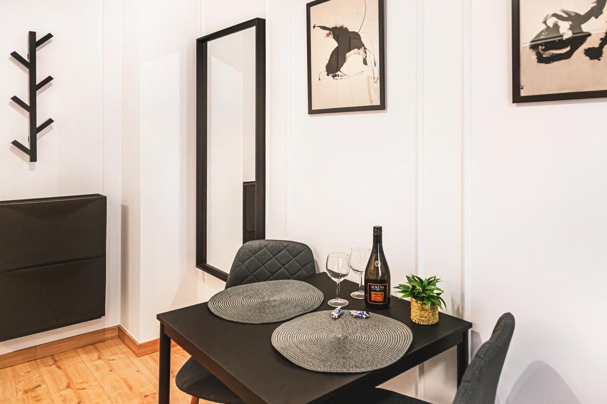 Stylowe Apartamenty W Centrum Wroclaw Exterior photo