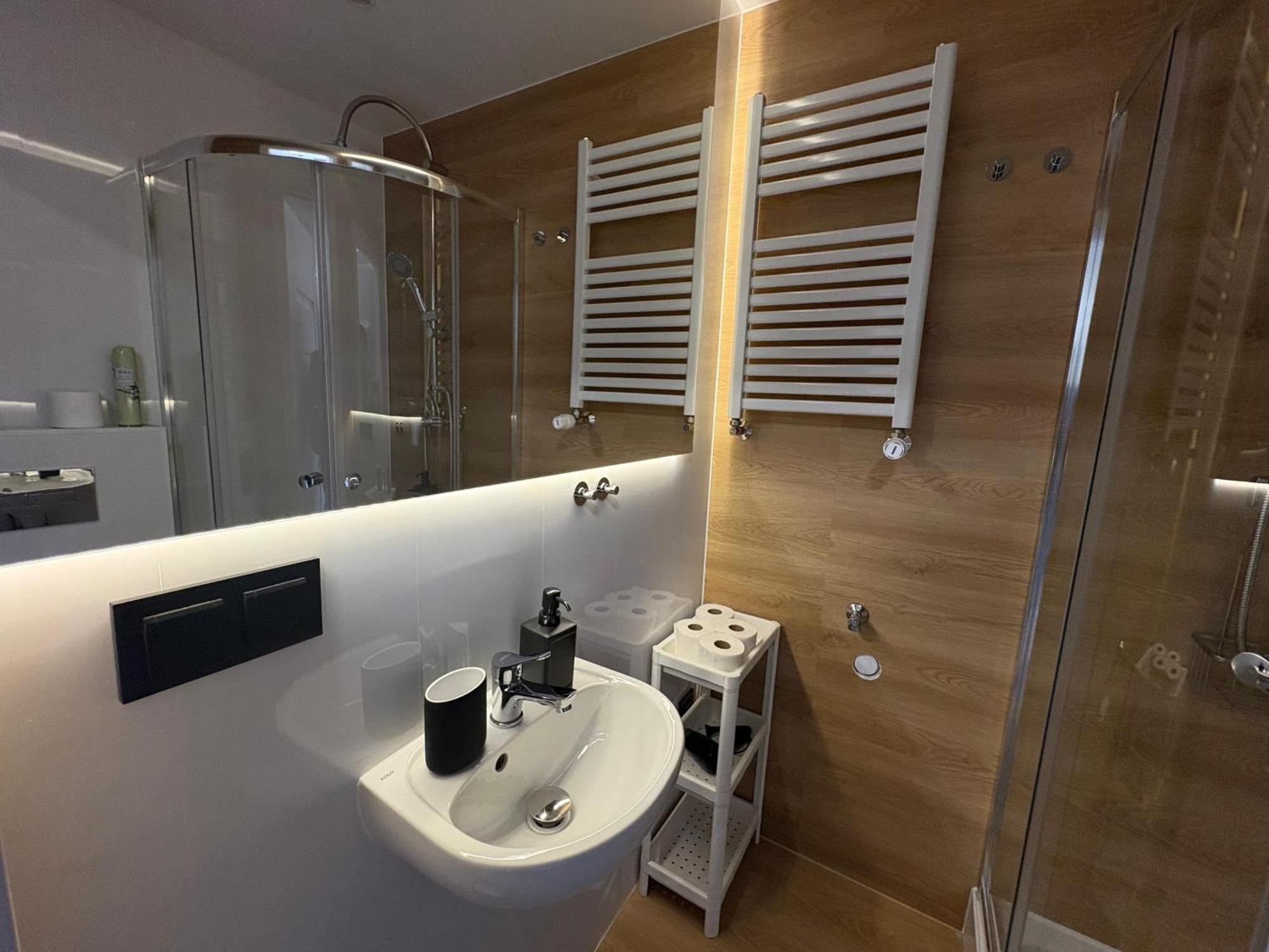 Stylowe Apartamenty W Centrum Wroclaw Exterior photo